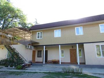 Фотографии Гостевой дом Guest House Stella г. Сухум (Абхазия) №3 Фото Гостевой дом Guest House Stella г. Сухум 3