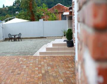Фотографии Гостевой дом Black Sea Guesthouse г. Сухум (Абхазия) №2 Фото Гостевой дом Black Sea Guesthouse г. Сухум 2