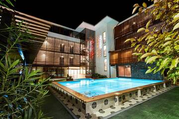 Фотографии Отель Hotel Comfort г. Сухум (Абхазия) №1 Фото Отель Hotel Comfort г. Сухум 1