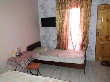 Фото номера Классический трехместный номер Гостевой дом Guest House Ariadna г. Сухум 19