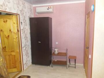 Фото номера Классический трехместный номер Гостевой дом Guest House Ariadna г. Сухум 3