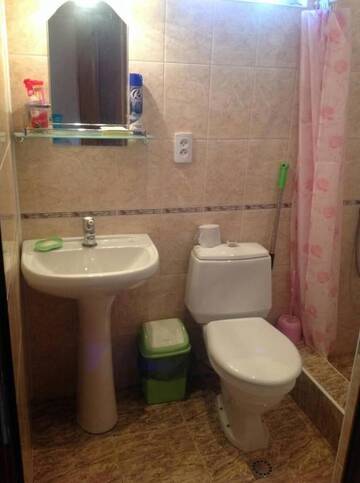 Фото номера Бюджетный трехместный номер Гостевой дом Guest house U Anaidy г. Сухум 26