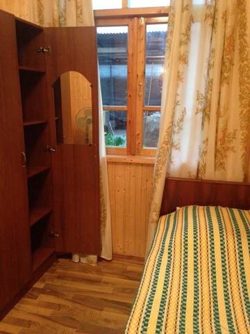 Фото номера Бюджетный трехместный номер Гостевой дом Guest house U Anaidy г. Сухум 2