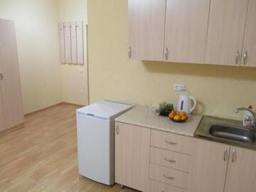 Фото номера Апартаменты-студио с видом на море Апартаменты Dioskuriya Guest House г. Сухум 3