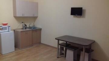 Фото номера Апартаменты с видом на горы Апартаменты Dioskuriya Guest House г. Сухум 4
