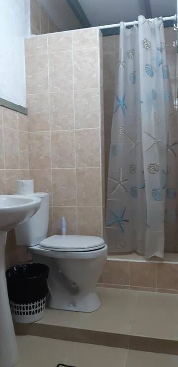 Фото номера Двухместный номер с 2 отдельными кроватями и ванной комнатой Гостевой дом Гостевой Дом «У Палыча» г. Сухум 5