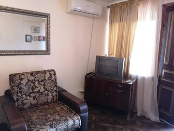 Фото номера Трехместный номер Гостевой дом Asida Guest House г. Сухум 4