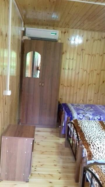 Фото номера Трехместный номер Гостевой дом Guest House Yana г. Сухум 2