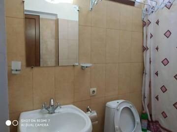 Фото номера Трехместный номер Гостевой дом Гостевой Дом  г. Сухум 3