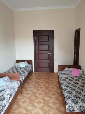 Фото номера Трехместный номер Гостевой дом Гостевой Дом  г. Сухум 4