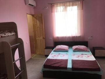 Фото номера Четырехместный номер Отель Kashtak-shanti Hotel г. Сухум 15