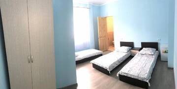 Фото номера Стандартный трехместный номер Отель Kashtak-shanti Hotel г. Сухум 6