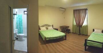 Фото номера Семейный номер с ванной комнатой Отель Mix hotel Lime г. Сухум 3
