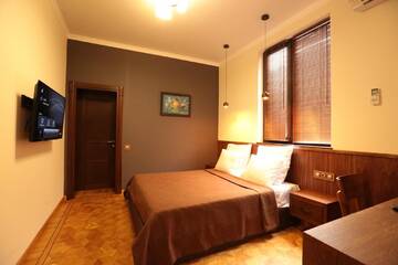 Фото номера Большой двухместный номер с 1 кроватью Отель Boutique-hotel ANANA г. Сухум 3
