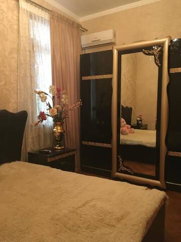 Фото номера Двухместный номер с 1 кроватью и общей ванной комнатой Гостевой дом Отель Милана г. Сухум 5
