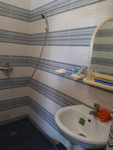 Фото номера Классический трехместный номер Гостевой дом Guest house U Svety г. Сухум 7